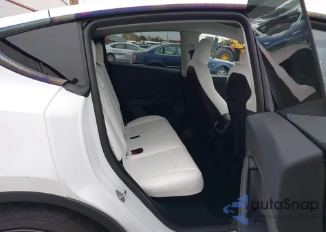 2024 Tesla Model Y Performance Dual Motor All-Wheel Drive из США, поврежденный, VIN 7SAYGDEFXRF161301